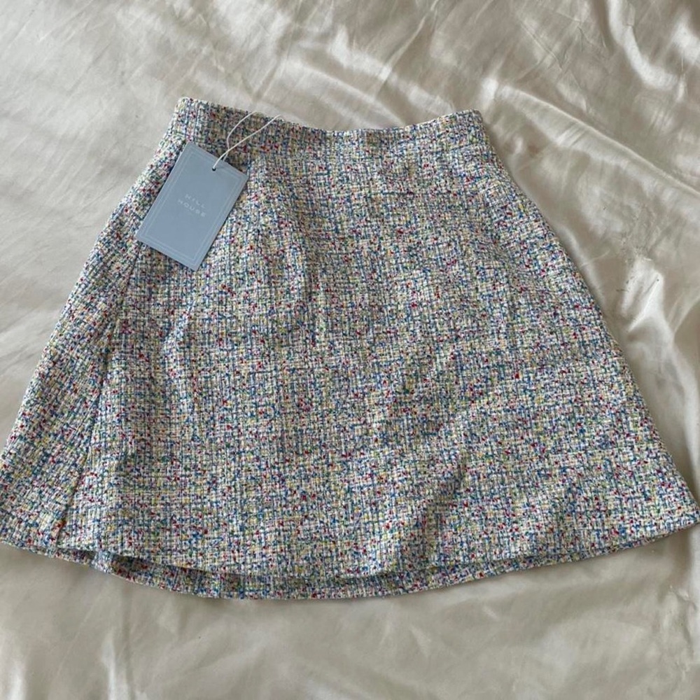Hill House Olivia Skirt
Rainbow Tweeds
Size 2